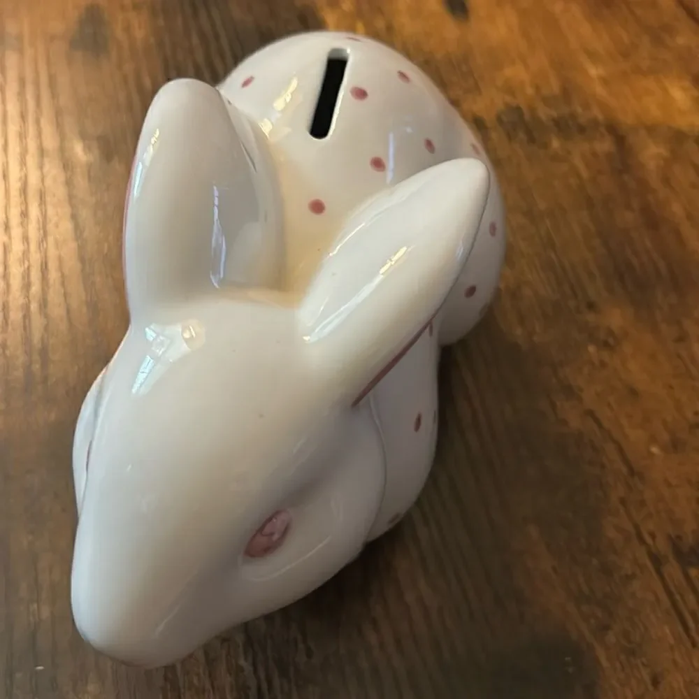 TIFFANY & CO. Porcelain Bunny Coin Bank / Excellent with no secure key